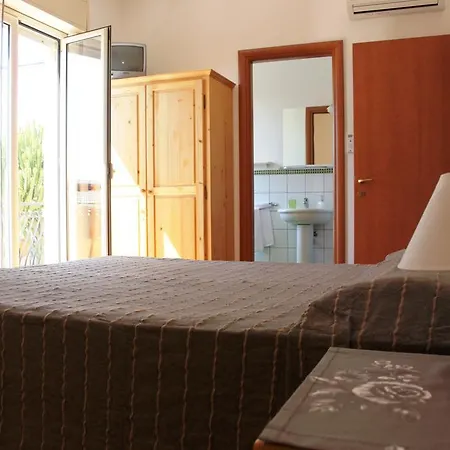Bed & Breakfast Olimpo Le Torri 2*