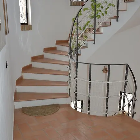 Olimpo Le Torri Bed & Breakfast 2*